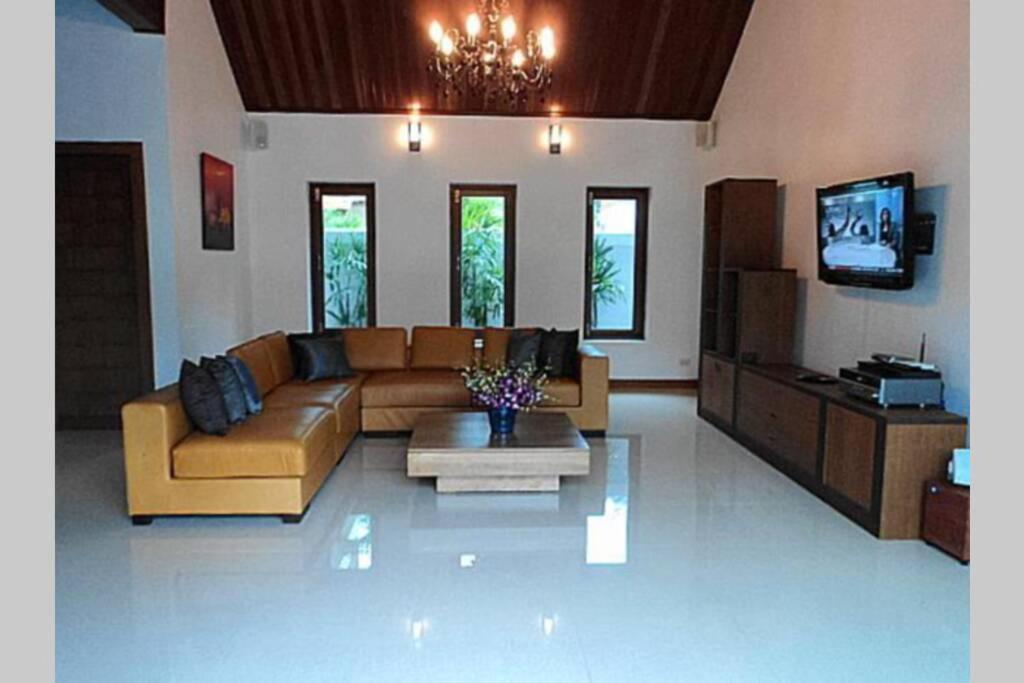 Villa 3 Bedroom Sdv033-just 3 Minutes Walk To The Beach-by Samui Dream Mae Nam